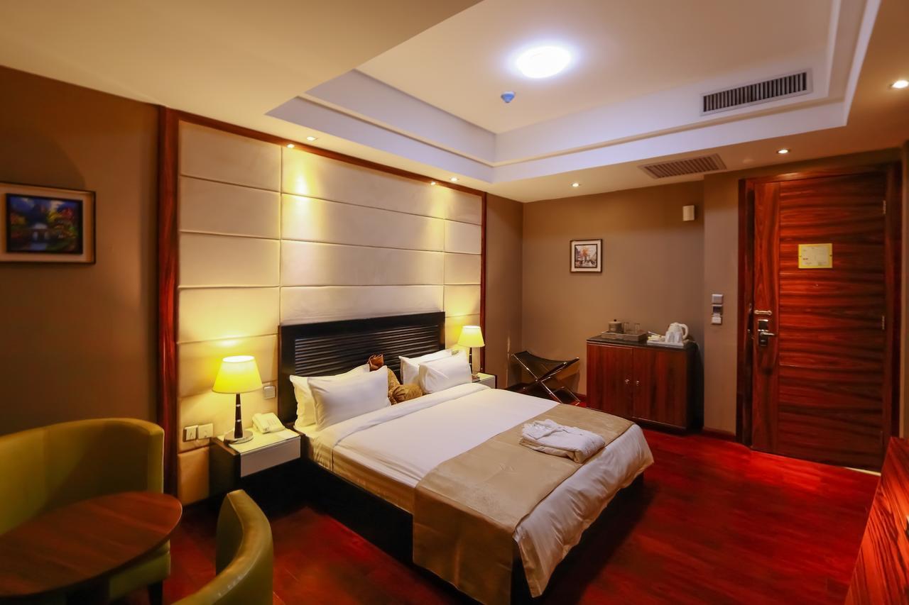 Golden Tulip Essential Lagos Airport Hotel ห้อง รูปภาพ